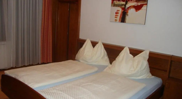 Номер Standard Pension Persch