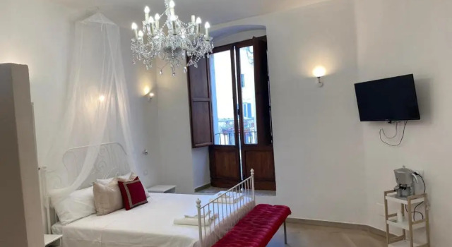 B&B La Dimora di Giusy, Забронировать Отель «постель и завтрак» Отели в центре Бари, в центре
