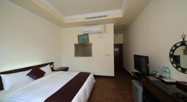 Yotai Spring Guest House