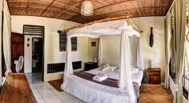 Malole Surf House, Réserver Hôtel Nembrala Rote Island