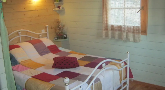 Chalet dans les bois du Quercy, 预订 小木屋 Quercy 阿基坦大区