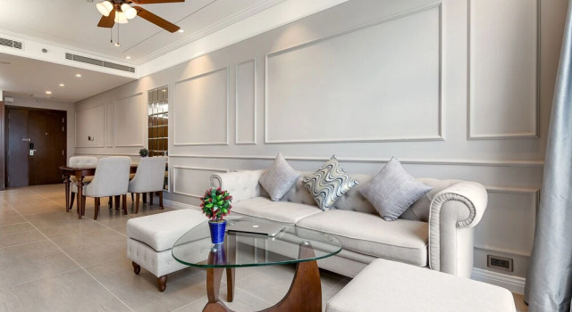 Johnny's Luxury Apartments