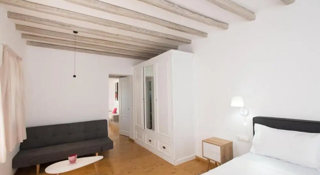 Luxury Sea View Apartment w shared pool