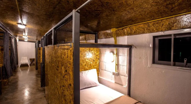 Кровать в общем номере Loft Hostel Koh Tao