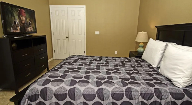 179EV South View 5 Br villa by RedAwning