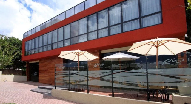 Hotel Rio, Забронировать Отель Отели Вилья-Карлос-Пас с парковкой, рядом с Uruguay Bridge, Парковка