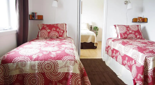 Bells and Whistles Family Inn, Varaa Hotelli  