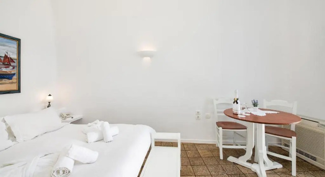 Двухместный номер Standard с видом на горы Pantelia Suites