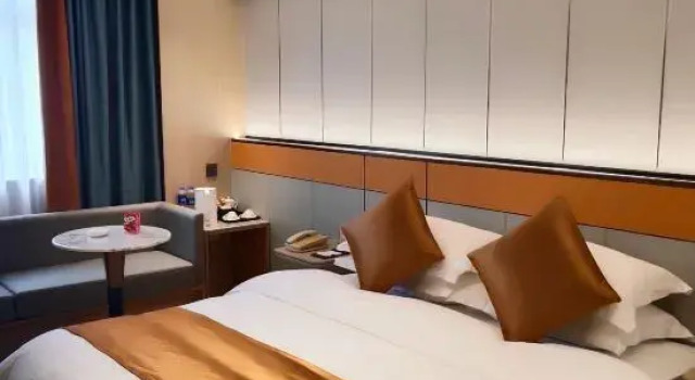Huayuan Hotel