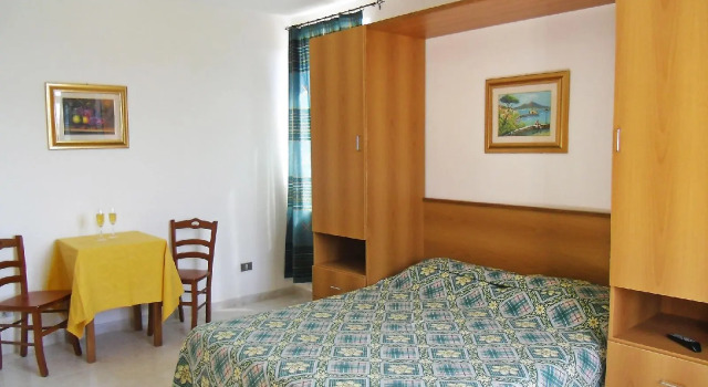 Laura - One Bedroom No.2