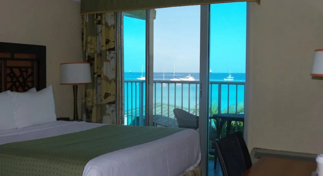 Premium Double room with beach view Radisson Aquatica Resort Barbados