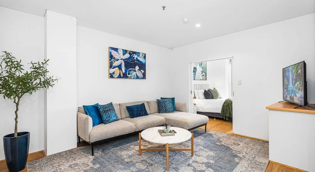 Апартаменты Newly Renovated 1bdr in the CBD