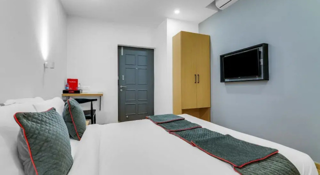 Oyo Townhouse 87 Spartan Nagar