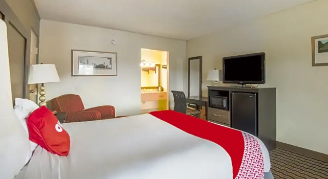 Люкс Econo Lodge Forest City