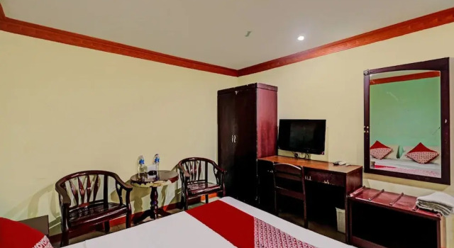 OYO 92402 City View Hotel, Rezerwuj Hotel Nagoya Batam, w pobliżu Batam Centre Ferry Terminal