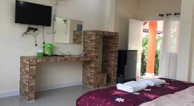 Двухместный номер Standard с балконом Baan Suan Palm Resort