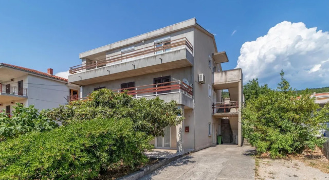Nice Apartment in Crikvenica With Wifi and 2 Bedrooms
