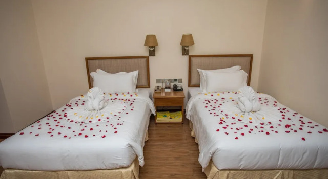Клубный номер Standard Golden Hotel