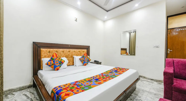 Номер Deluxe FabHotel Royal Inn - Sector 22D, Chandigarh