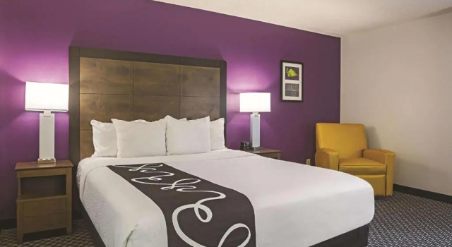 Двухместный люкс c 1 комнатой La Quinta by Wyndham Atlanta Midtown - Buckhead