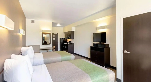 Четырёхместный номер Standard Studio 6 Austin Airport