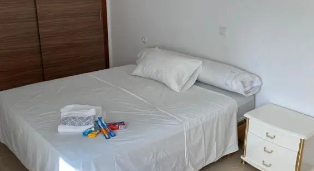 Chambres rooms tetouan Ladies only, Rezerwuj Hotel Hotele w Tanger-Tetouan z parkingiem, Parking