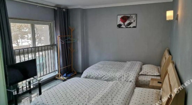 Longfeng Hotel (Wuhan Peace Park Wushang City Aole Branch), Varaa Hotelli Qing Shan 