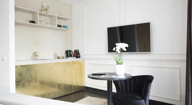 Студия Deluxe House of Amstel