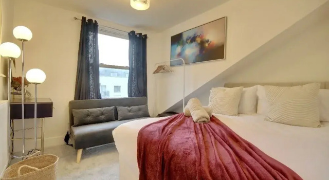 Top Floor Apartment in South Parade Pier, Varaa Huoneisto Asunnot kohteessa Merseyside, Huoneisto