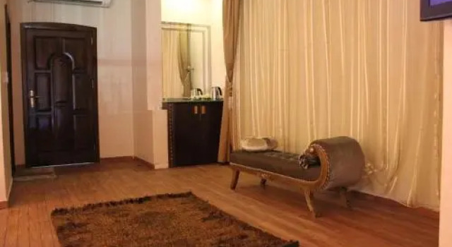 AL Bian Suites Hotel