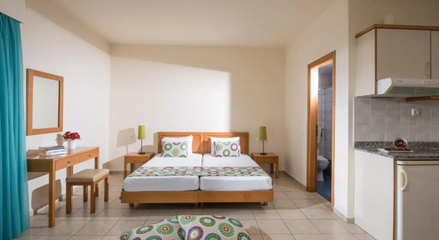 Студия Superior с видом на сад Kristalli Hotel Apartments