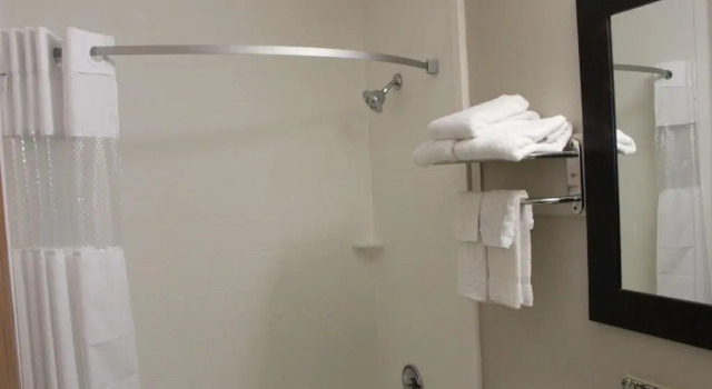 Номер Standard Ramada by Wyndham Cedar Rapids South