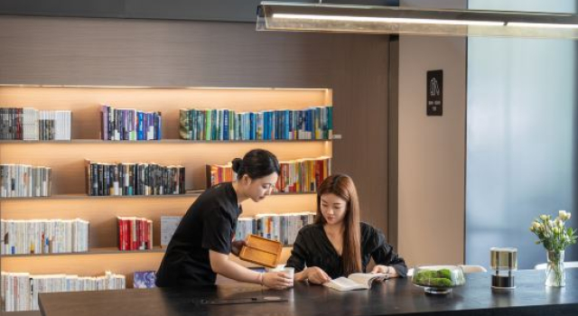 Chengdu Qingbaijiang Wanda Culture and Sports Center Atour X Hotel, Buchen Sie Hotel Qingbaijiang Chengdu
