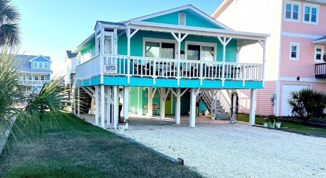 Коттедж с 3 комнатами The Marlin House / 143 Marlin Drive 3 Bedroom Home