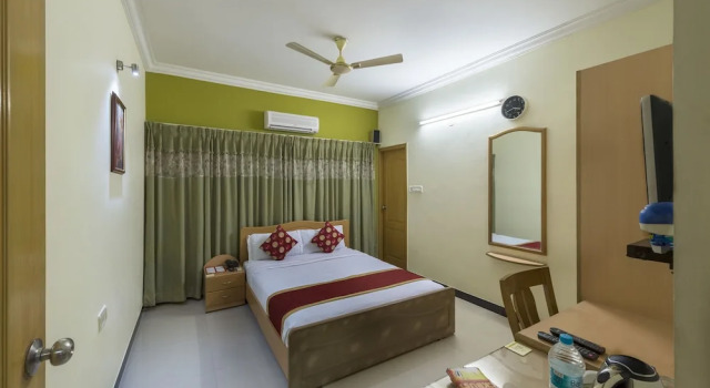 Двухместный номер Deluxe Hotel Raj Comforts - Golf View