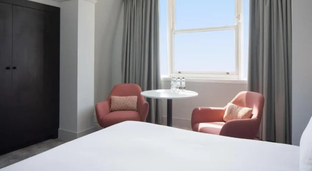 Двухместный номер Superior с видом на море DoubleTree By Hilton Brighton Metropole