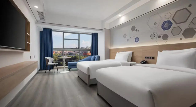 Microtel by Wyndham Kunming Guandu, Rezerwuj Hotel Hotele w Kunming z parkingiem, Parking