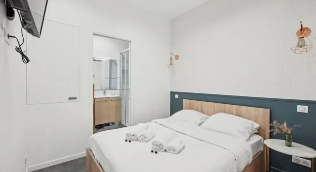 Коттедж Lavie Maison Marais Historic Central