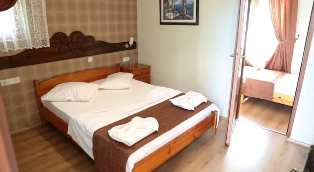 Четырёхместный семейный номер Standard с балконом Arkadas Otel