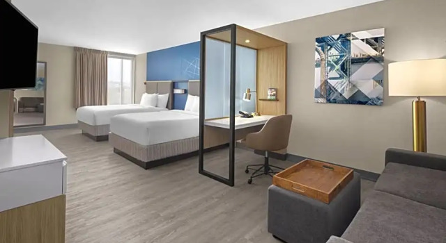 Люкс с видом на город SpringHill Suites by Marriott East Rutherford Meadowlands Carlstadt
