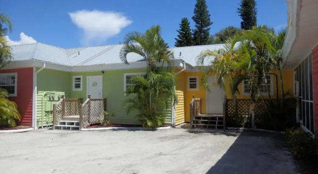 Castaways Beach and Bay Cottages, Book Hotel Wulfert USA, nær Turner Beach