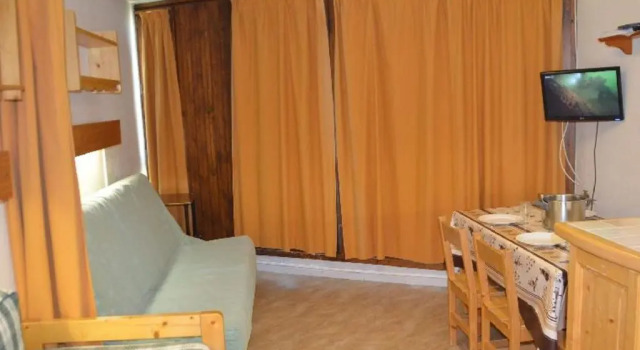 Appartement Les Menuires, 1 pièce, 3 personnes - FR-1-452-191
