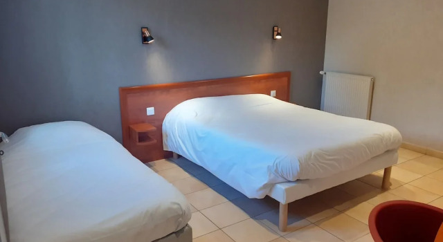 Номер Comfort Hôtel Le Goas Plat