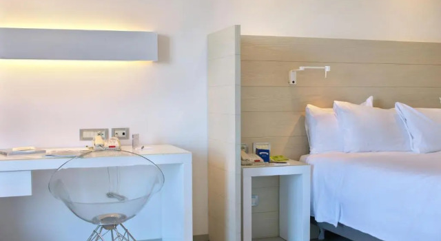 Трёхместный номер Deluxe с видом на море Hilton Sorrento Palace