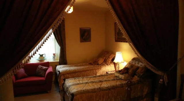 Люкс с 2 комнатами Blakes Manor Self Contained Heritage Accommodation