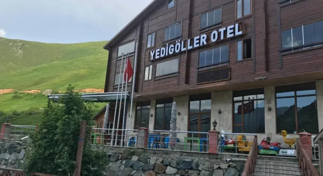 Yedigoller Hotel & Restaurant