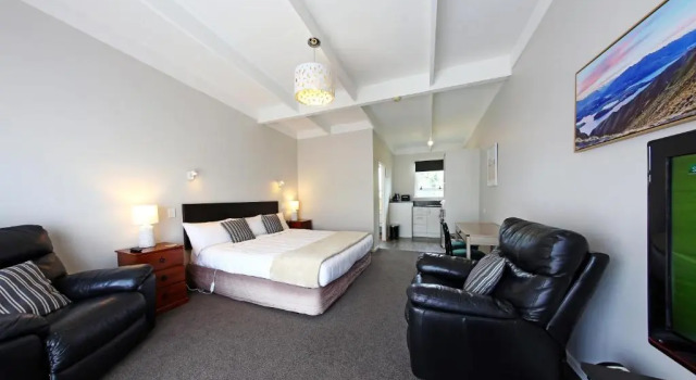 Студия 289 Midway Motel