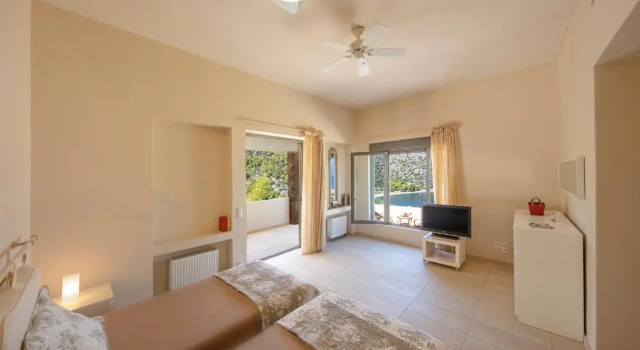 Crystal View Villa by Unique Villas Collection, Rezervovat Vila Wellness hotely v Corinthia Regional Unit, SPA