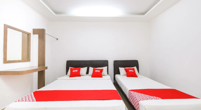 Люкс Superior OYO 89705 Nexus Hotel
