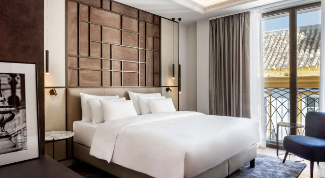 Radisson Collection Hotel, Magdalena Plaza Sevilla, Забронировать Отель Отели Севильи с бассейном, рядом с Церковь Сальвадора, Бассейн